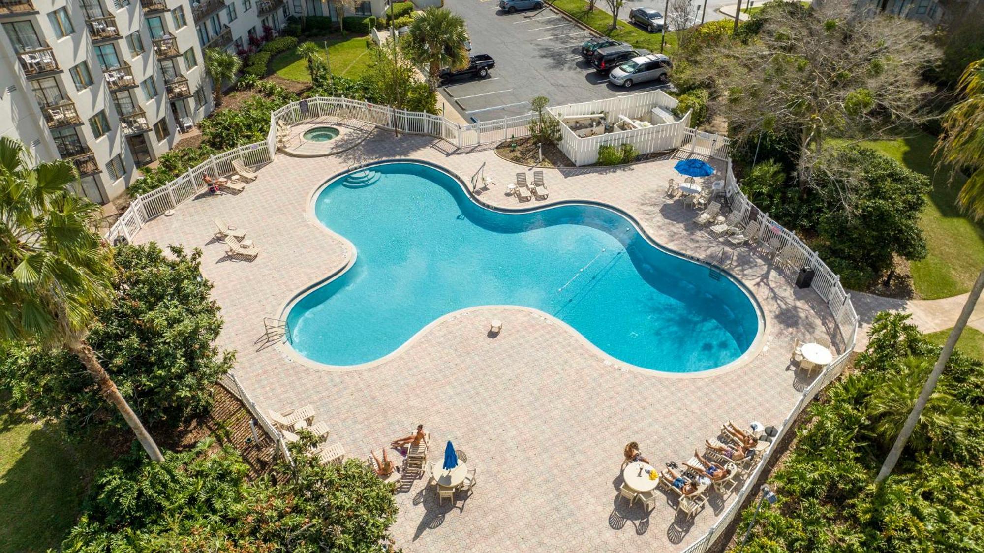 Apartment Luxury Lakeview Getaway 1 Mile Universal *